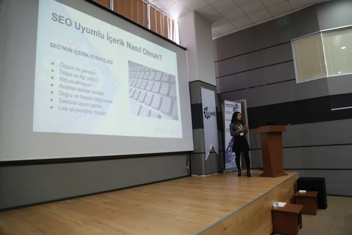 Dijital Pazarlama Egitim Fotografi 1