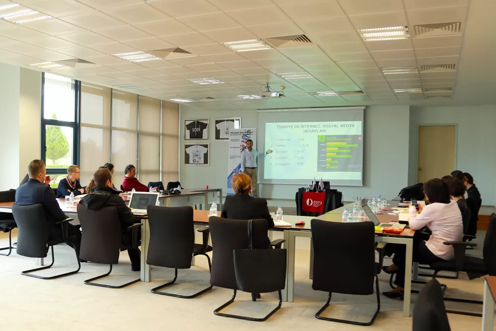 Seo Egitim Fotograflari